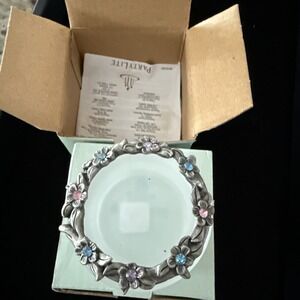 PARTYLITE FROSTED GLASS HYDRANGEA WREATH TEALIGHT HOLDER P7276 Set 2  (5200)